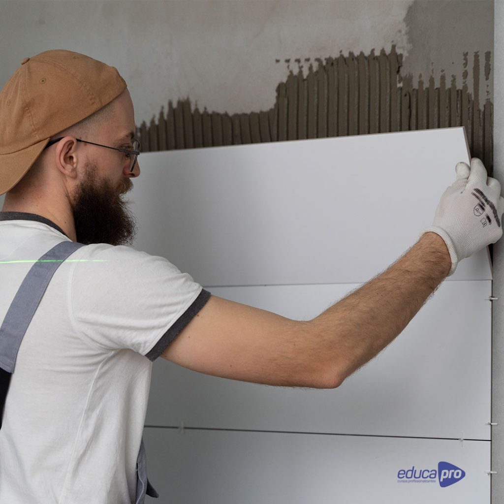 Curso Azulejista, Aplicação de Revestimento Cerâmico - Educapro